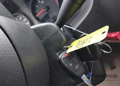 2012 Jeep Compass Latitude из США, поврежденный, VIN 1C4NJCEA3CD666501